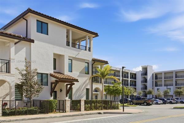 Urbana At Downtown Doral, 4250 NW 83rd Ave, Doral, Florida 33166, image 2