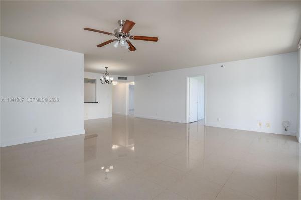 Rolling Hills Golf And Tennis Club, 3150 W Rolling Hills Cir #307, Davie, Florida 33328, image 2