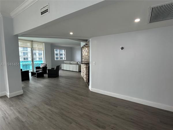 Sian Ocean Residences, 4001 S Ocean Dr #PH-11, Hollywood, Florida 33019, image 1