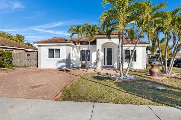 Elise Estates, 25265 SW 133rd Ave, Princeton, Florida 33032, image 2
