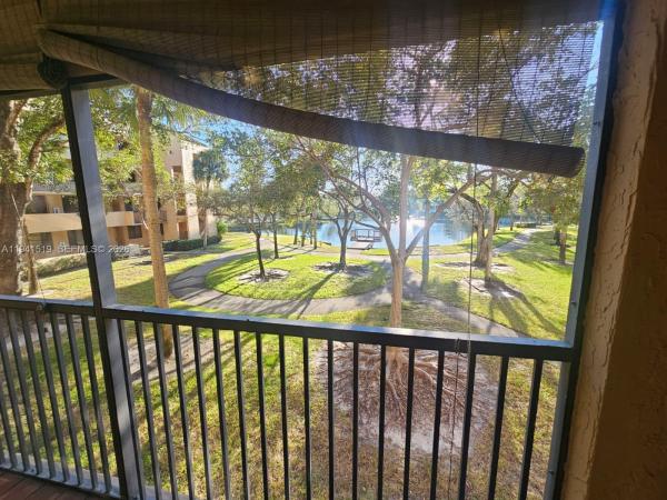 Jacaranda Heights, 8592 W Sunrise Blvd #209, Plantation, Florida 33322, image 2
