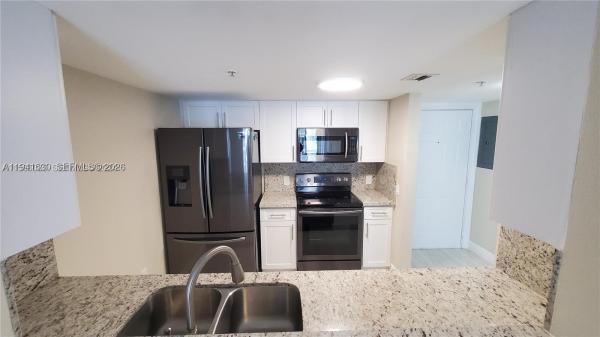 Douglas Place, 60 NW 37th Ave #806, Miami, Florida 33125, image 2