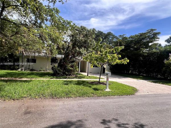 Breezeswept Acres, 7350 SW 96th St, Pinecrest, Florida 33156, image 2