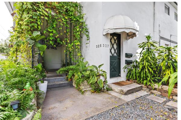 Coconut Grove, 325 Bird Rd, Coral Gables, Florida 33146, image 2