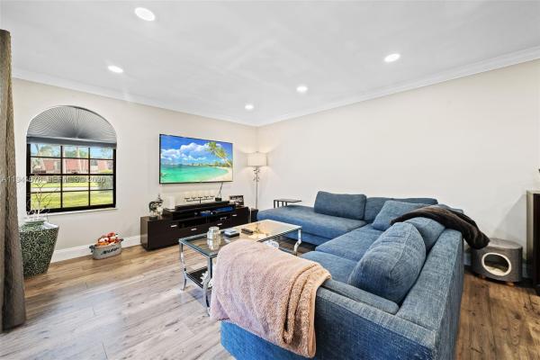 Banyan Lake, 8189 Thames Blvd #C, Boca Raton, Florida 33433, image 1