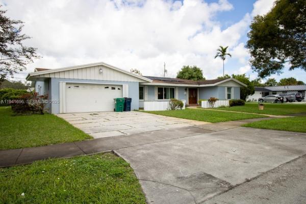 9041 N Kendall Dr, Unincorporated Dade County, Florida 33176, image 1