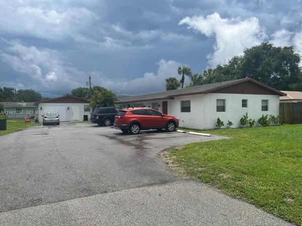 Palm Beach Gardens No HOA, 8690 Sunset Dr, Palm Beach Gardens, Florida 33410, image 2