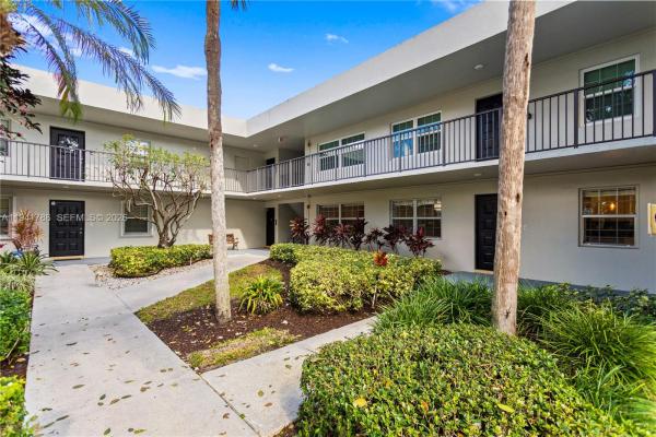 Cypress Estates At Palm-Aire, 4007 N Cypress Dr #104, Pompano Beach, Florida 33069, image 1