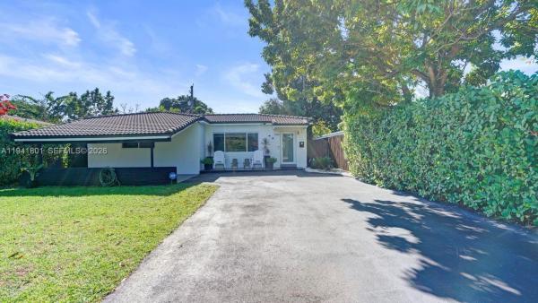 Fulford By The Sea, 1780 NE 173rd St, North Miami Beach, Florida 33162, image 1