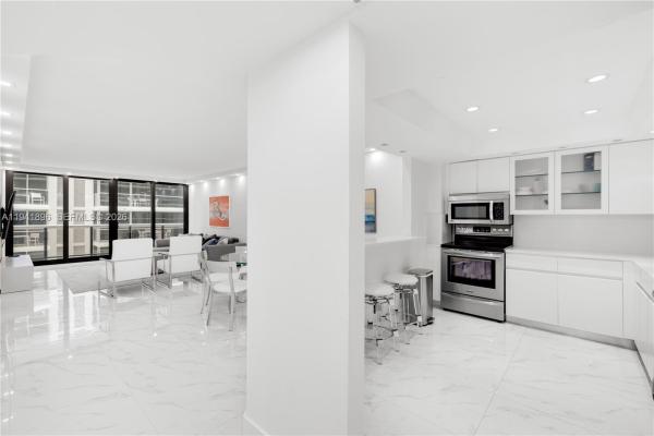 The Waves, 9455 Collins Ave #806, Surfside, Florida 33154, image 2