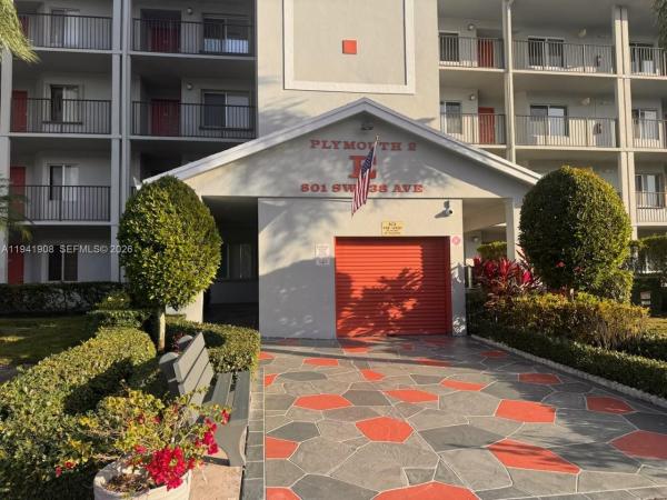 Plymouth At Century Village, 801 SW 138th Ave #106E, Pembroke Pines, Florida 33027, image 1