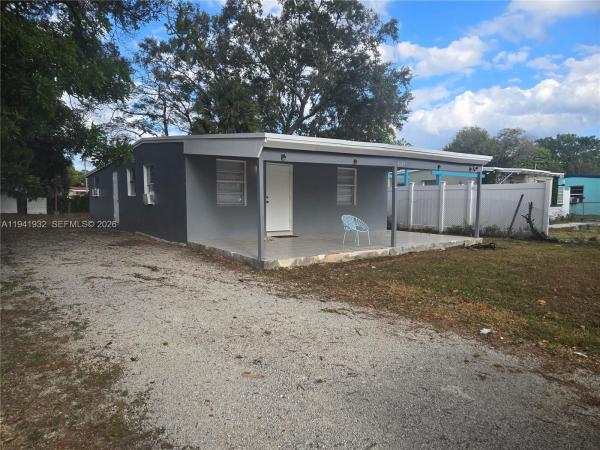 Lauderdale Manors, 1645 Lauderdale Manor Dr #1645, Fort Lauderdale, Florida 33311, image 1