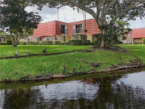 Waterford Courtyards At Jacaranda, 9977 NW 6th Ct, Plantation, Florida 33324, image 1