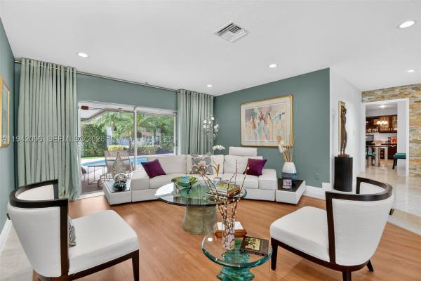 Highland Oak Gardens, 20610 NE 22nd Ct, Ojus, Florida 33180, image 3