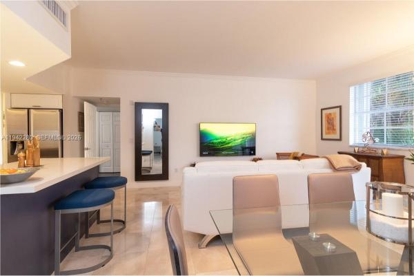 Village By The Bay, 3165 NE 184th St #6206, Aventura, Florida 33160, image 2