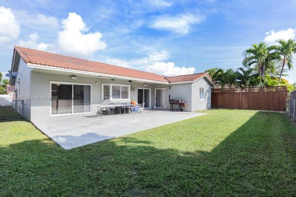 15286 SW 178th Ter, Unincorporated Dade County, Florida 33187, image 1