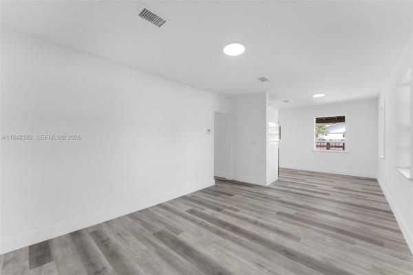 Miami Springs No HOA, 358 Pine Ct, Miami Springs, Florida 33166, image 2