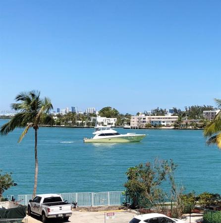 Kennedy House, 1865 79th Street Cswy #3K, North Bay Village, Florida 33141, image 1