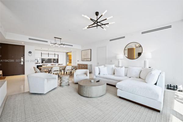 300 S Biscayne Blvd Way #403, Miami, Florida 33131, image 3
