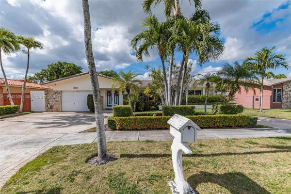 Westbrooke, 1804 SW 104th Ct, University Park, Florida 33165, image 3