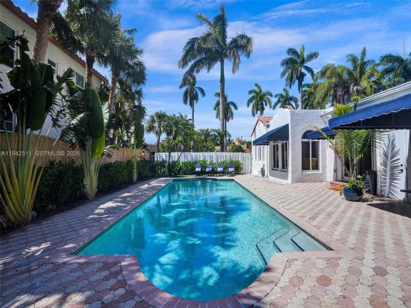 Hollywood Lakes, 1128 Tyler St, Hollywood, Florida 33019, image 1