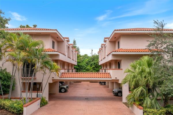 Villas De Majorca, 231 Majorca Ave #C, Coral Gables, Florida 33134, image 1