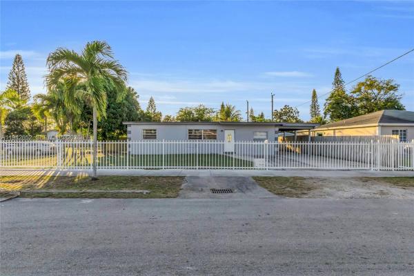 Tallamoody, 26620 SW 136th Ave, Princeton, Florida 33032, image 1