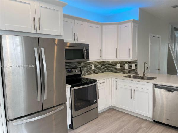 San Simeon, 3675 San Simeon Cir, Weston, Florida 33331, image 2