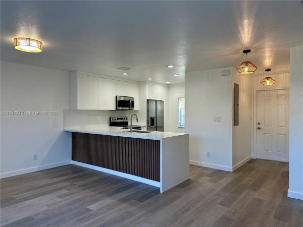 322 NE 3rd St #C, Hallandale Beach, Florida 33009, image 1