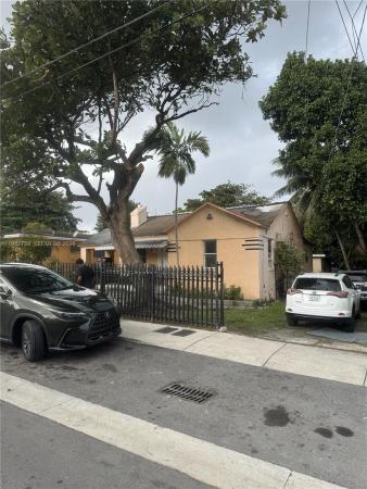 Dupont, 165 NE 70th St, Miami, Florida 33138, image 1