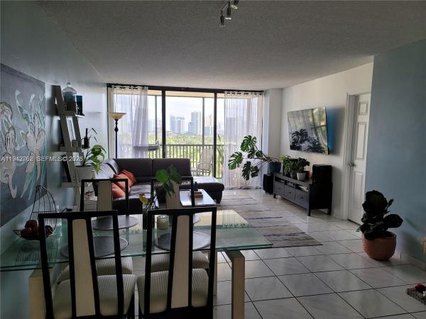 Coronado Tower 2, 20301 W Country Club Dr #1124, Aventura, Florida 33180, image 3