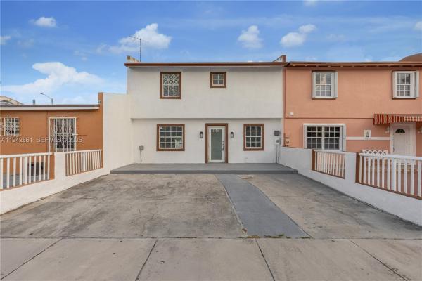 Kings Gardens, Miami Gardens, Florida 33055, image 2