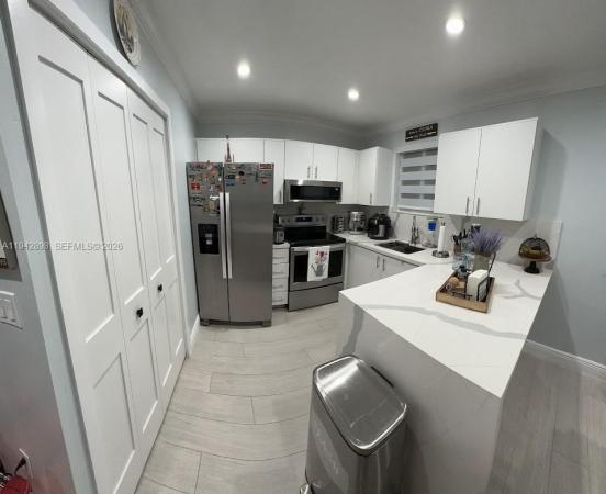 15250 SW 134th Pl #112, Three Lakes, Florida 33177, image 1