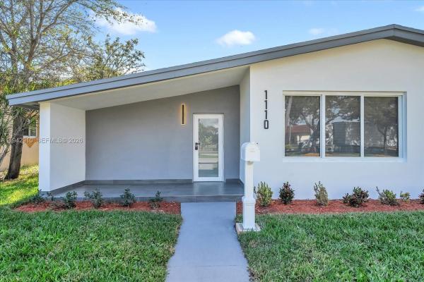 Scott Lake Manor, 1110 NW 183rd St, Miami Gardens, Florida 33169, image 2