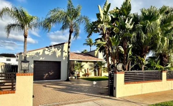 2725 SW 102nd Ave, Unincorporated Dade County, Florida 33165, image 1