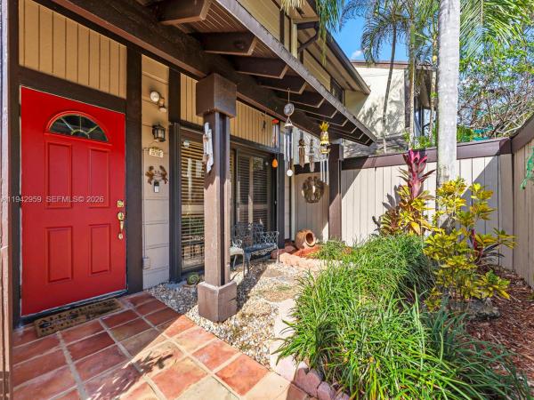 12806 SW 91st Ct, Unincorporated Dade County, Florida 33176, image 1