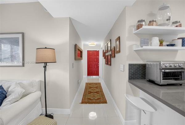 Captiva At Doral Isles, 10710 NW 66th St #114, Doral, Florida 33178, image 2
