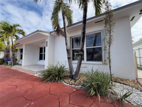 Silver Bluff Gardens, 2761 SW 33rd Ct, Miami, Florida 33133, image 1