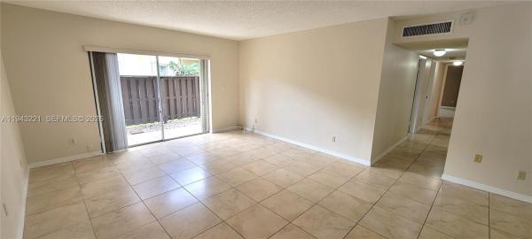 9004 SW 137th St #B, Unincorporated Dade County, Florida 33176, image 1