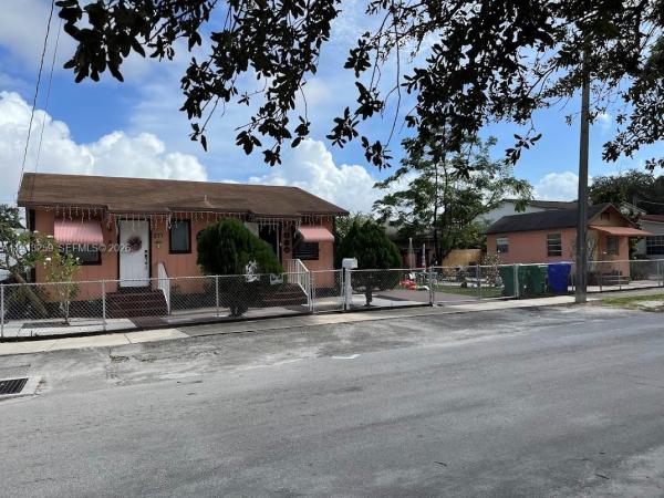 Parkers Flagler Heights, 277 NW 47th Ct, Miami, Florida 33126, image 3