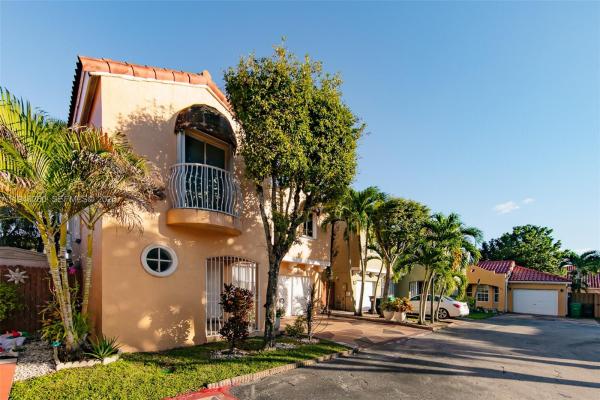 165 NW 85th Ct, Unincorporated Dade County, Florida 33126, image 1