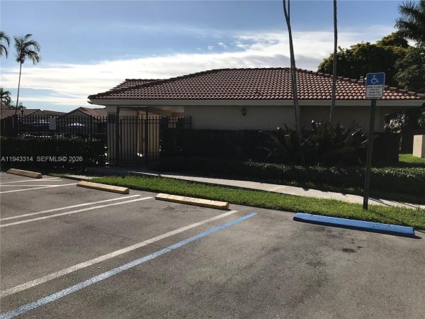 Villa Homes At The Moors, 6551 NW 170th Ter, Hialeah, Florida 33015, image 3