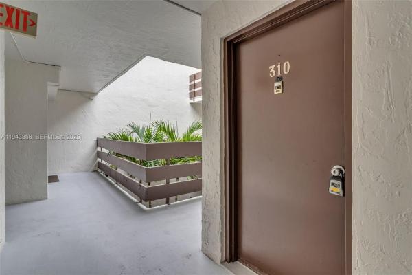 Kenland Pointe, 9135 SW 125th Ave #310P, The Crossings, Florida 33186, image 2