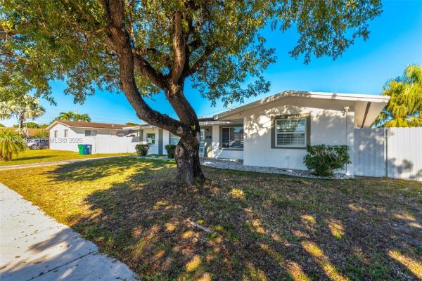 Fairway Pines, 10535 SW 161st Ter, Palmetto Estates, Florida 33157, image 2