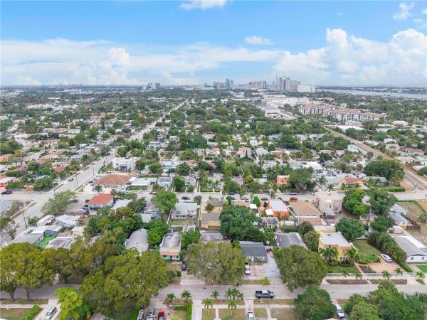 Vista Encanto, 608 El Vedado, West Palm Beach, Florida 33405, image 2