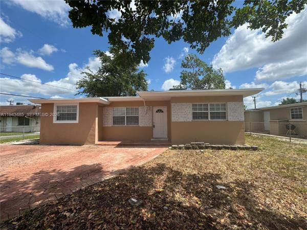 Hollywood No HOA, 5819 Moseley St, Hollywood, Florida 33021, image 1