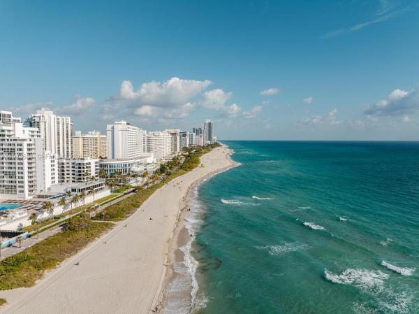 Castle Beach Club, 5445 Collins Ave #M9, Miami Beach, Florida 33140, image 1