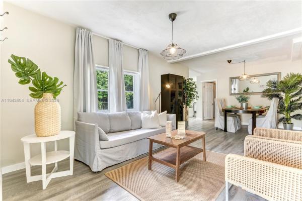 Hollywood Little Ranches, 427 S 24th Ave #6, Hollywood, Florida 33020, image 1