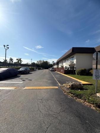 8601 SW 94th St #125W, Unincorporated Dade County, Florida 33156, image 1