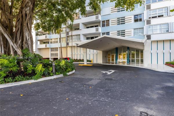 Terrace Towers, 3 Island Ave #06H, Miami Beach, Florida 33139, image 3
